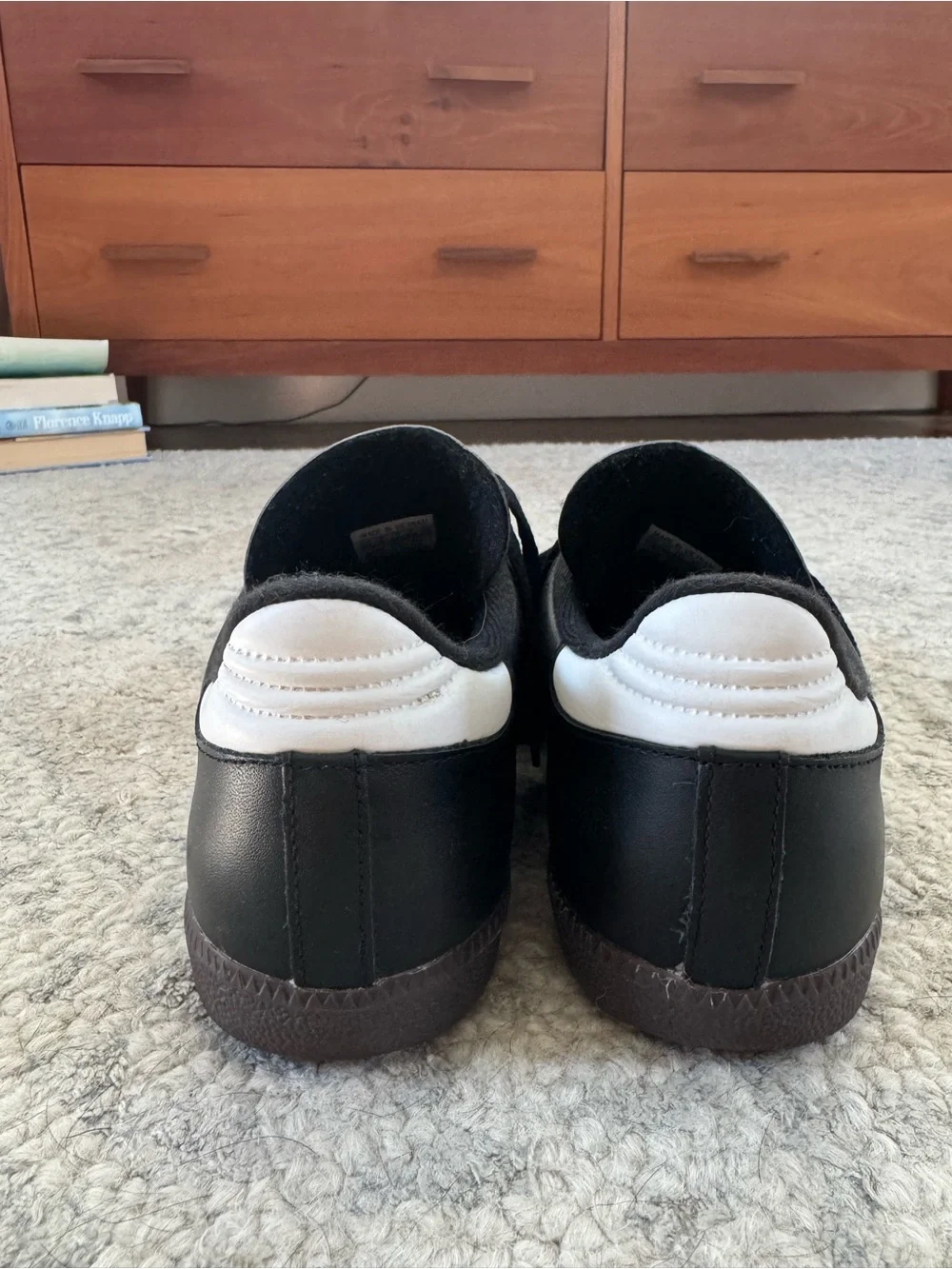 adidas classic low